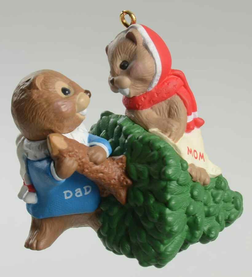 1998 Hallmark Christmas Ornaments Mom And Dad - Boxed by Hallmark Gold Crown-1