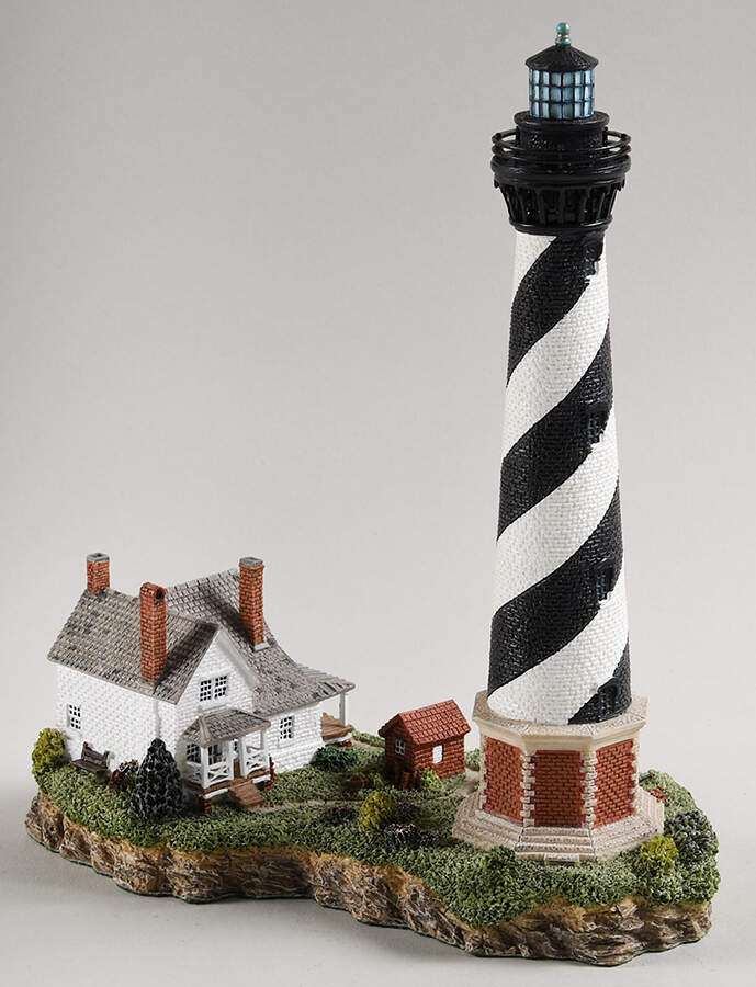 Great Lighthouses of the World Cape Hatteras-Reissued - With Box by Harbour Lights-1