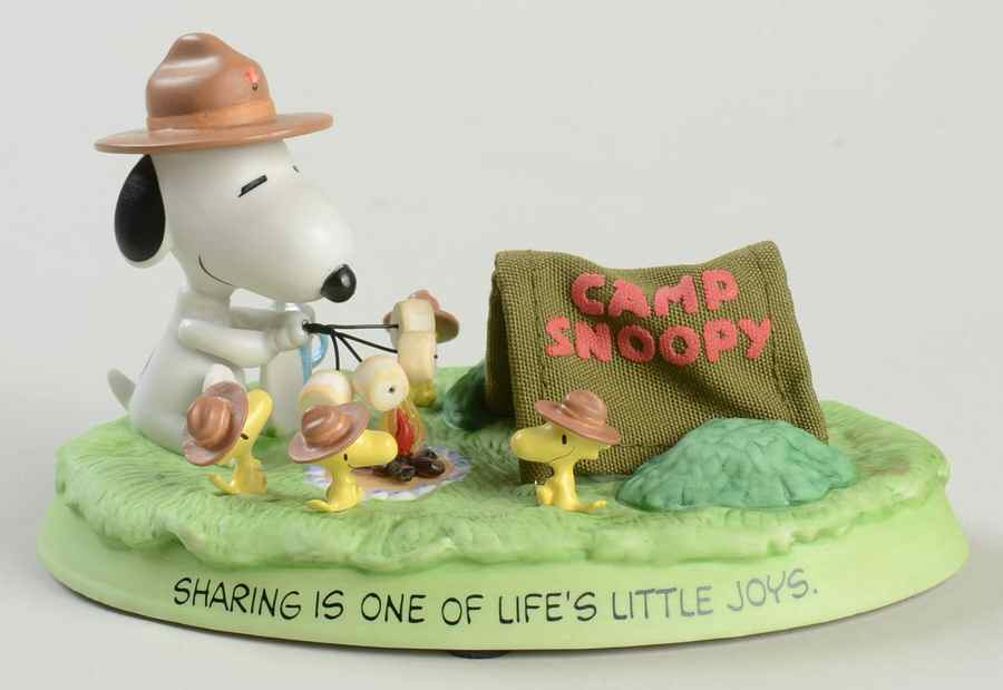 Peanuts Gallery Campfire Friends - No Box by Hallmark Gold Crown-1