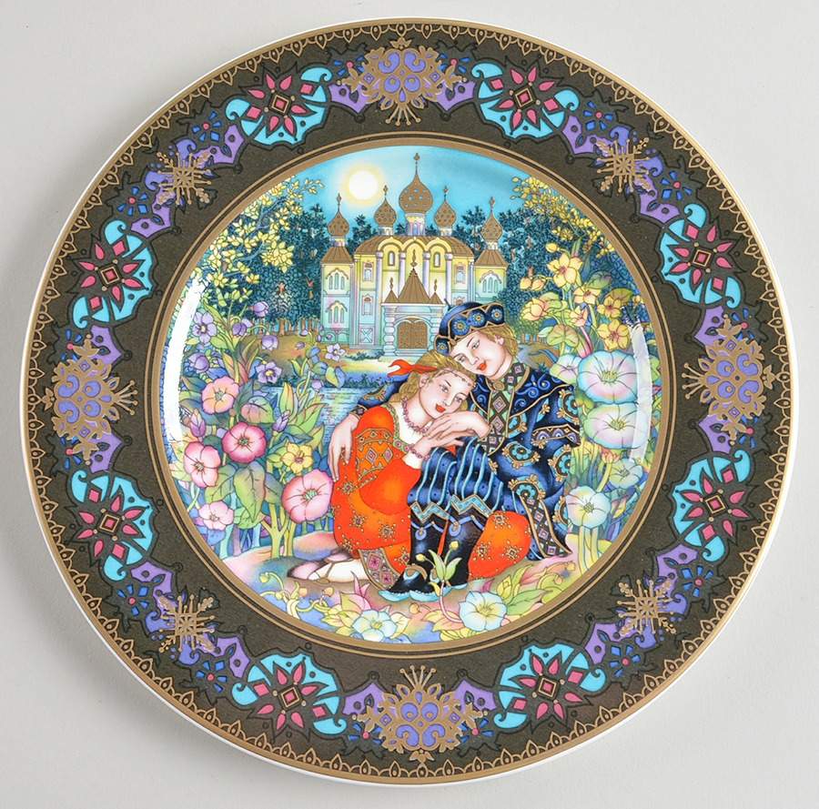 Fairy Tales of The Volga King's Palace-Couple At Palace - Boxed by Heinrich - H&C-1