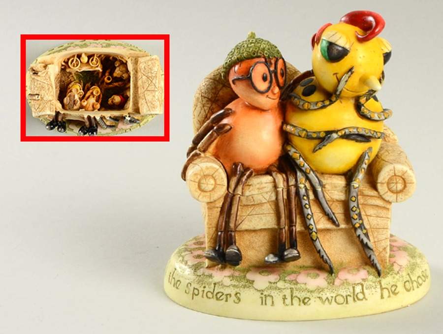 Lord Byron's Harmony Garden Miss Spider In Love - No Box by Harmony Kingdom-1