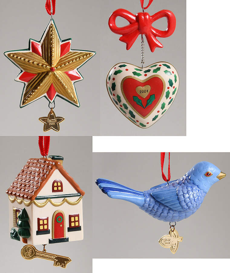 2001 Hallmark Christmas Ornaments Our Christmas Together (Set Of 4) - Boxed by Hallmark Gold Crown-1