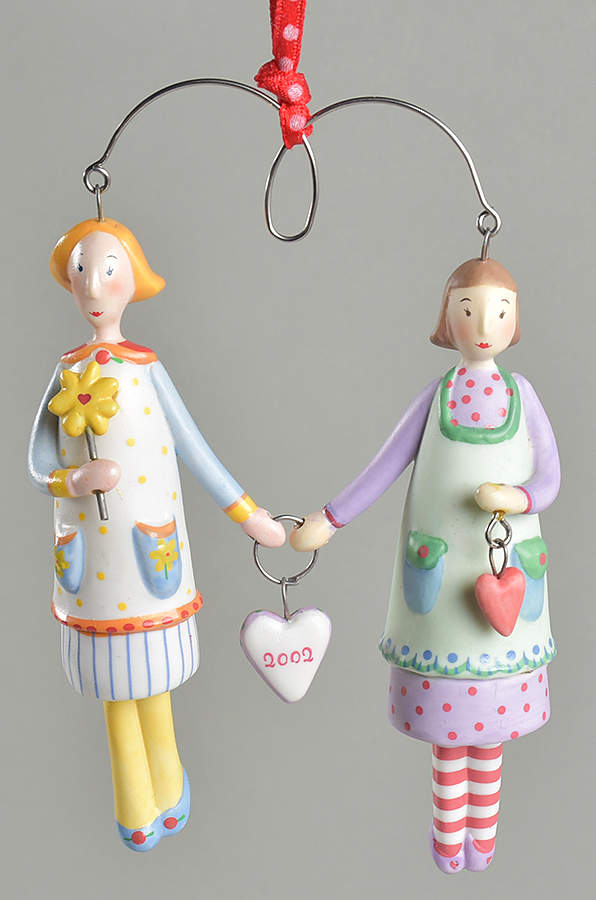 2002 Hallmark Christmas Ornaments Sisters - Boxed by Hallmark Gold Crown-1