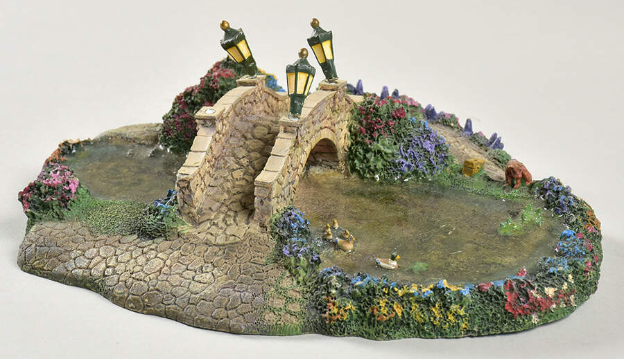 Thomas Kinkade's Lamplight Village Lamplight Bridge - No Box by Hawthorne Village-1