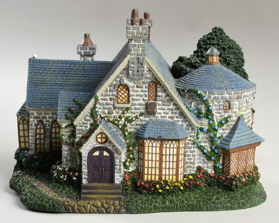 Thomas Kinkade's Lamplight Village Lamplight Manor - No Box by Hawthorne Village-1