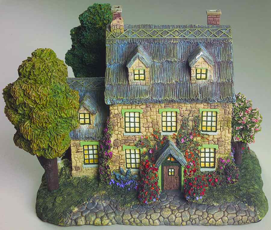 Thomas Kinkade's Lamplight Village Stonebrooke Inn - No Box by Hawthorne Village-1
