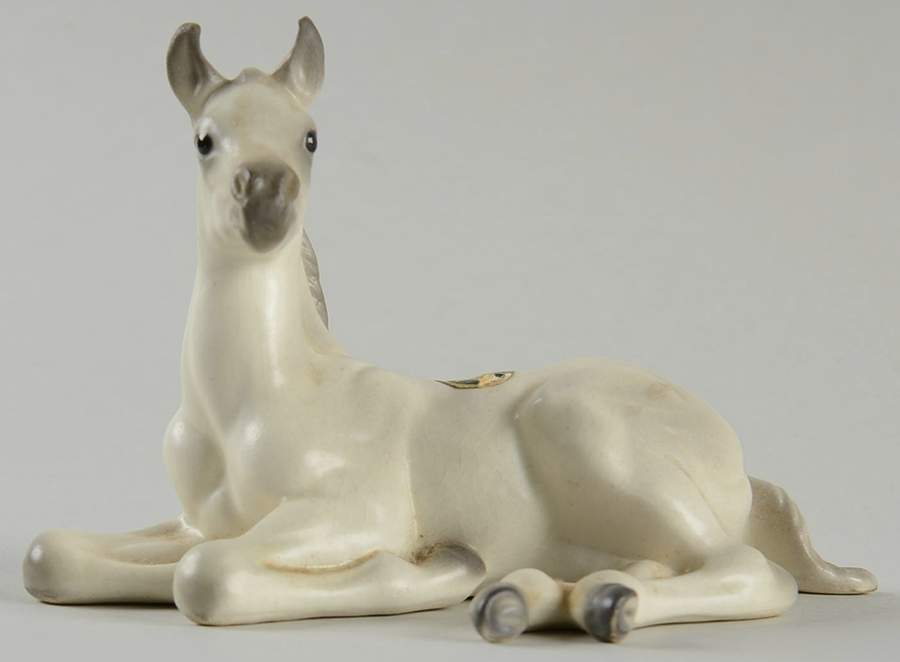 Hagen-Renaker Figurines Arabian Foal-Lying - No Box by Hagen-Renaker-1