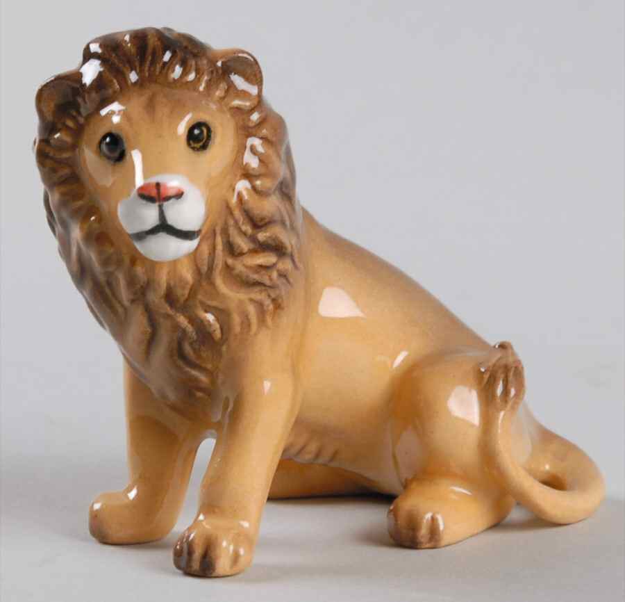 Hagen-Renaker Figurines Lion - No Box by Hagen-Renaker-1