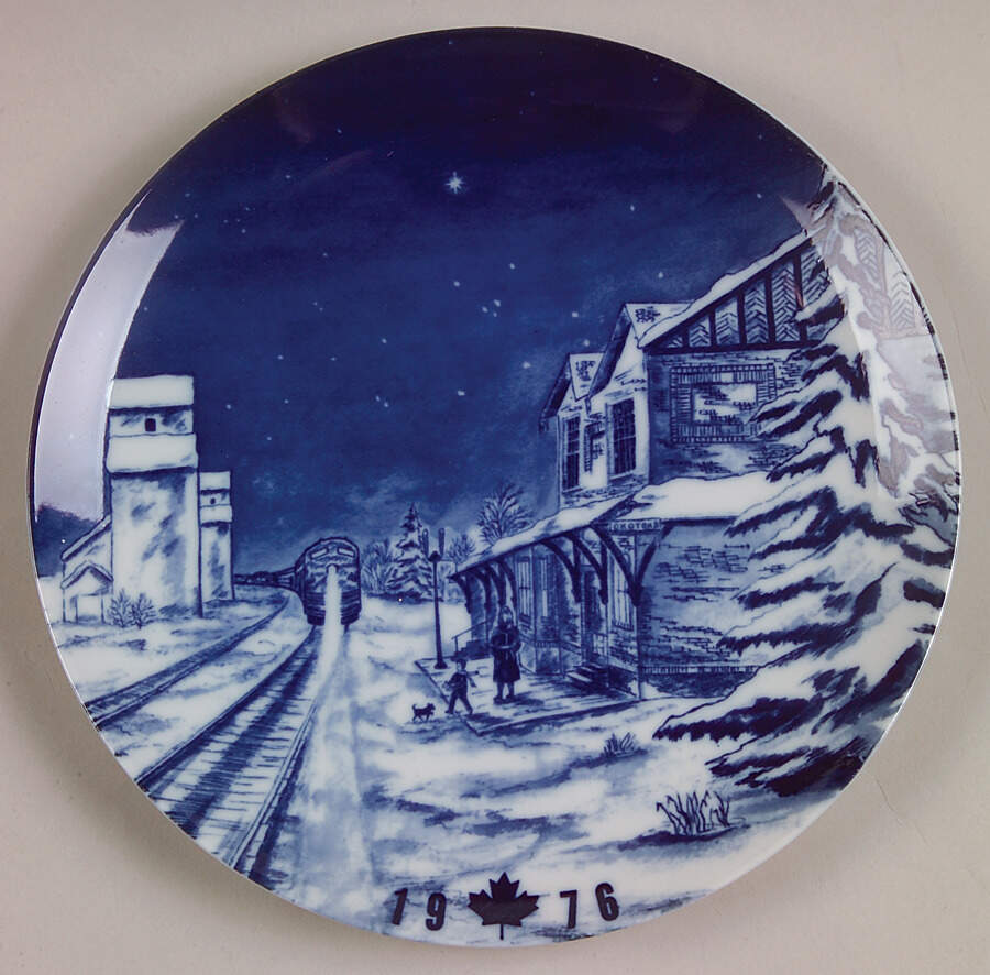 Canada Christmas Plate Winter On The Prairies - No Box by Hutschenreuther-1