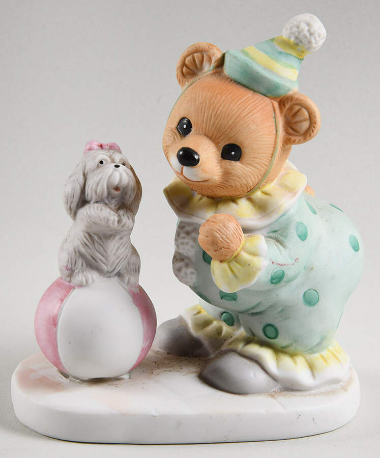 Homco Figurines Circus Bear-Puppy On Ball - No Box 117a by Homco-1