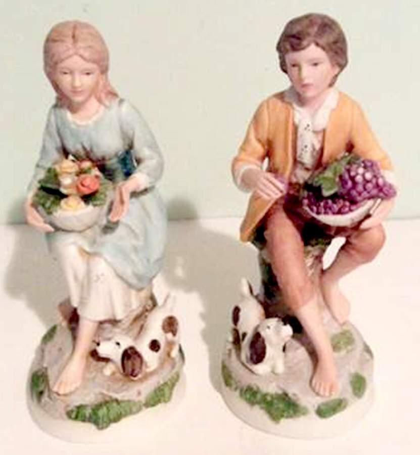 Homco Figurines Young Couple-Pair - No Box 60 by Homco-1