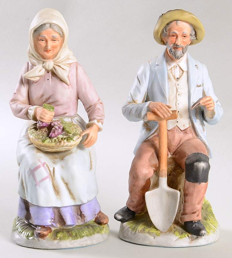 Homco Figurines Old Couple-Grapes And Shovel - No Box by Homco-1