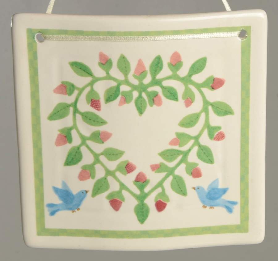 Celebration of American Quilts Heart Wreath - Boxed by Hill Design-1