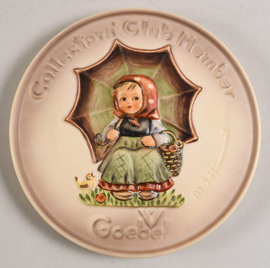 Advertising Signs-Plaques Tm5-Smiling Through - Advertising Sign by M.I. Hummel-1