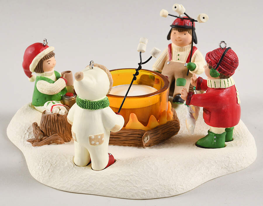 2003 Hallmark Christmas Ornaments Waiting  For Santa-Set Of 6 - With Box 238 by Hallmark Gold Crown-1