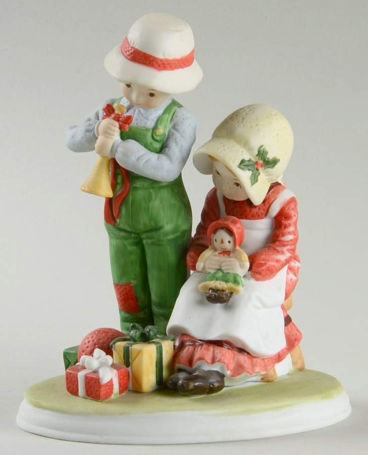 Holly Hobbie Christmas Figurine Christmas Keepsake - No Box Nb1977 by Holly Hobbie-1