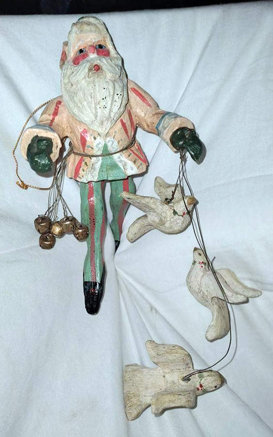 House of Hatten Christmas Ornament Santa Elf With Doves - No Box by House of Hatten-1