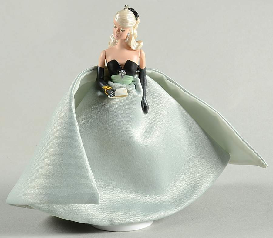 Barbie Fashion Model Lisette - No Box by Hallmark Gold Crown-1