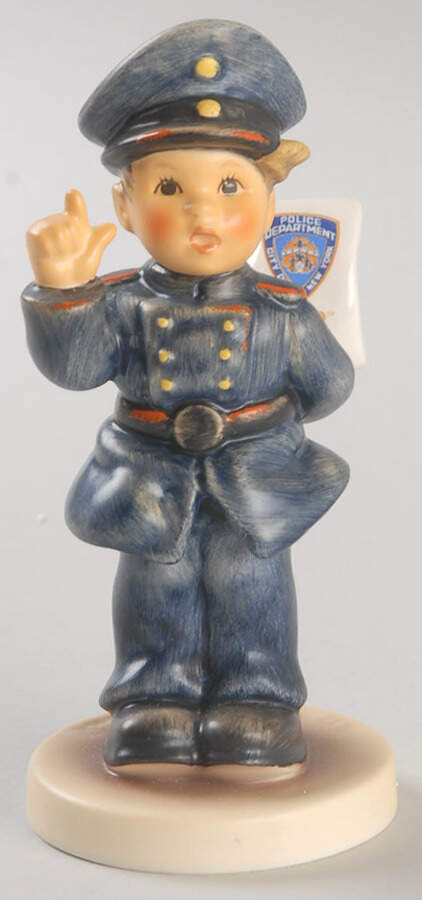 Halt! Tm8-Halt!-Special Edition Nypd Foundatio - Boxed by M.I. Hummel-1