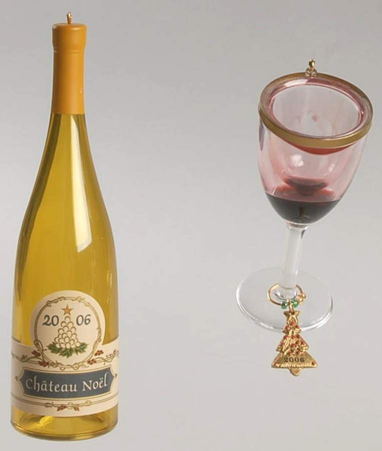 2006 Hallmark Christmas Ornaments A Toast To Wine-Red - No Box by Hallmark Gold Crown-1