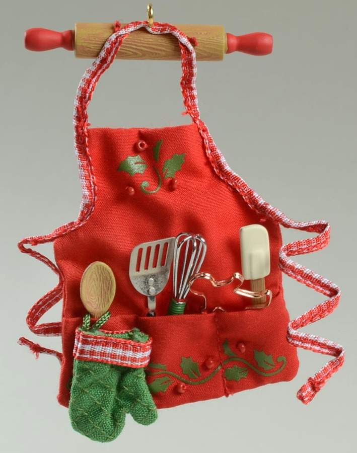 2006 Hallmark Christmas Ornaments Merry Kitchen Magic - Boxed by Hallmark Gold Crown-1