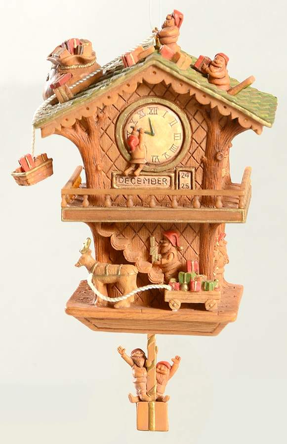 2006 Hallmark Christmas Ornaments Workshop Clock-Pull String - No Box 42 by Hallmark Gold Crown-1