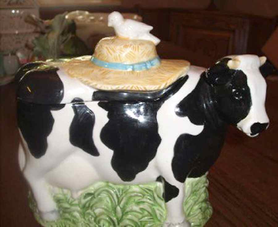 Heritage Mint Figural Cookie Jar Cow - With Box by Heritage Mint-1