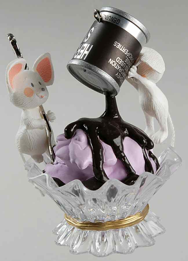 Hershey Friendship Sundae - No Box by Hallmark Gold Crown-1
