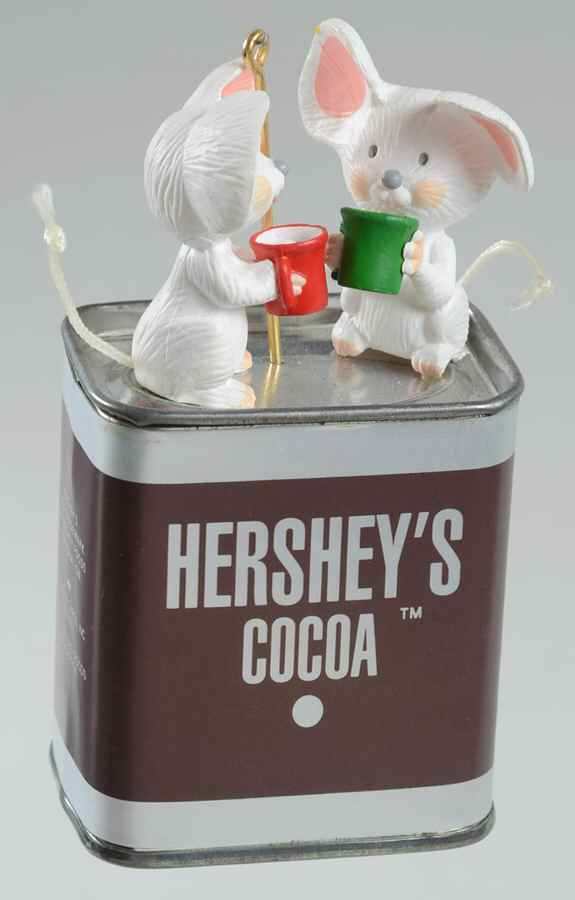 Hershey Warm & Special Friends - No Box by Hallmark Gold Crown-1