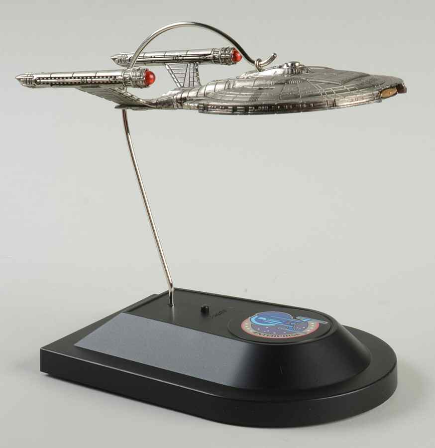 Star Trek-Enterprise Uss Enterprise Nx-01 - With Box by Hallmark Gold Crown-1
