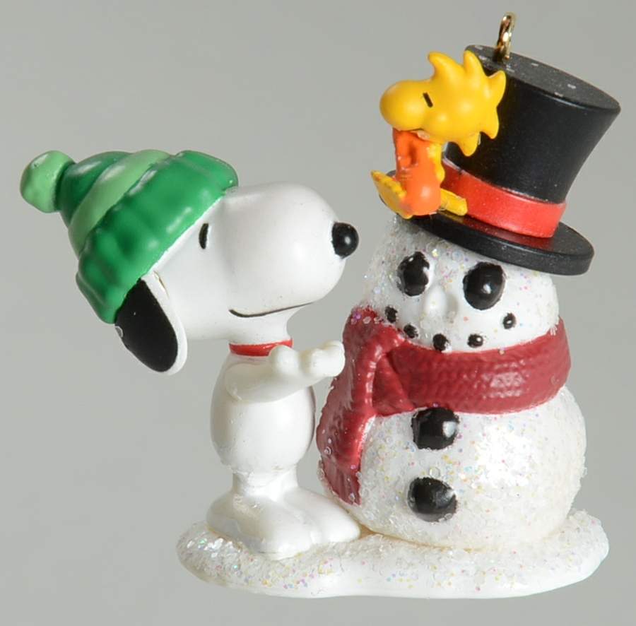 Winter Fun with Snoopy-Miniature 2008 - Snowman #11 - Boxed by Hallmark Gold Crown-1