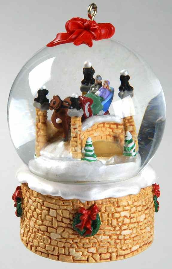 Winter Wonderland Sleigh Ride - Boxed by Hallmark Gold Crown-1