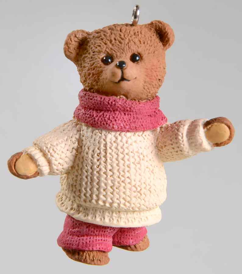 Snow Cub Club Calvin Carver - No Box by Hallmark Gold Crown-1