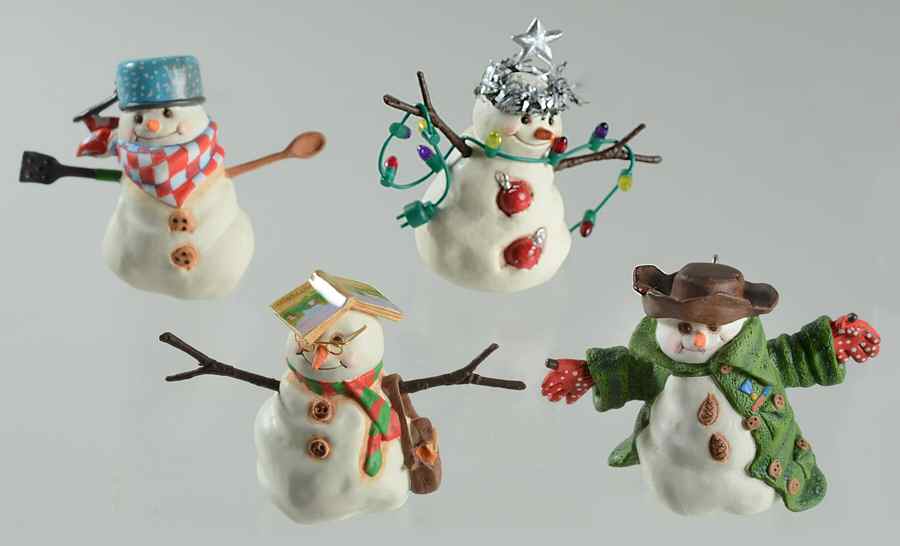 The Snowmen of Mitford Mitford Snowman Jubilee-Set Of 4 - Boxed by Hallmark Gold Crown-1