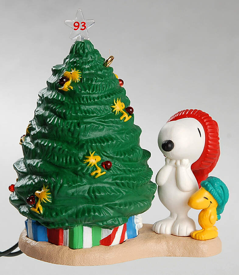 Peanuts Lighted Series #3-1993 Tree - Boxed by Hallmark Gold Crown-1
