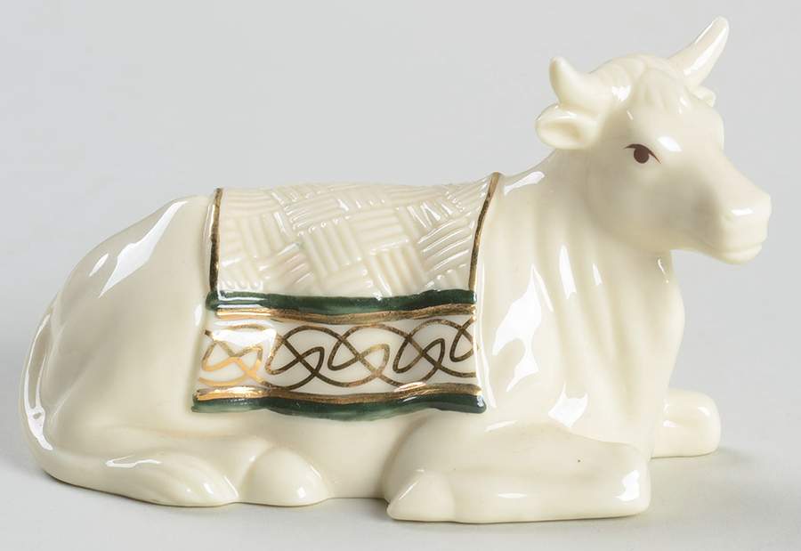 Irish Nativity Seated Bull Only - No Box by Hawthorne Village-1
