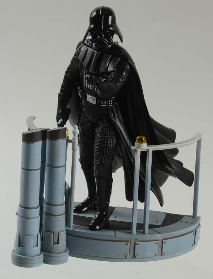 Star Wars-The Empire Strikes Back 2005 Darth Vader - No Box by Hallmark Gold Crown-1