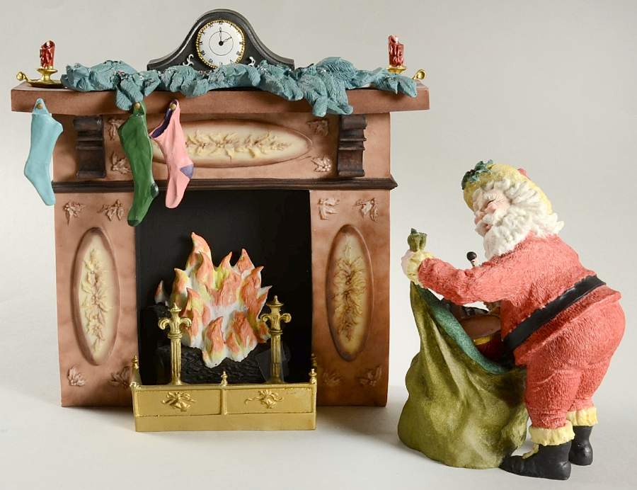 The Night Before Christmas Filling The Stockings - Boxed by Hallmark Gold Crown-1