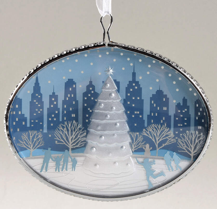 2014 Hallmark Christmas Ornaments Christmas In The City - Boxed by Hallmark Gold Crown-1