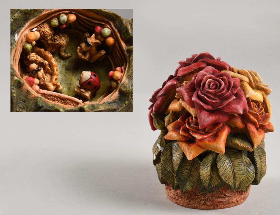 Lord Byron's Harmony Garden Rose Party - Boxed by Harmony Kingdom-1