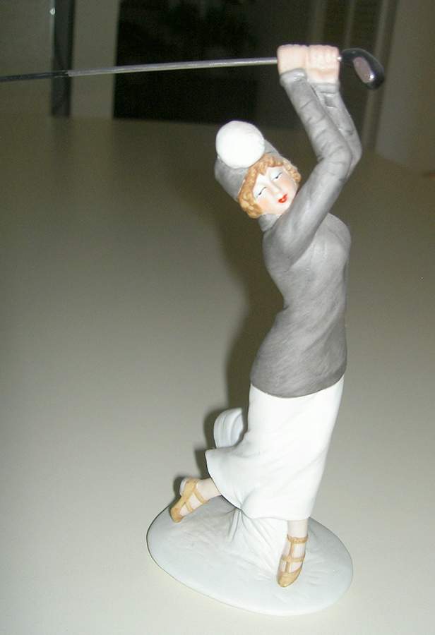 Louis Icart Figurines 1913 Le Golf - With Box by Heirloom Tradition-1