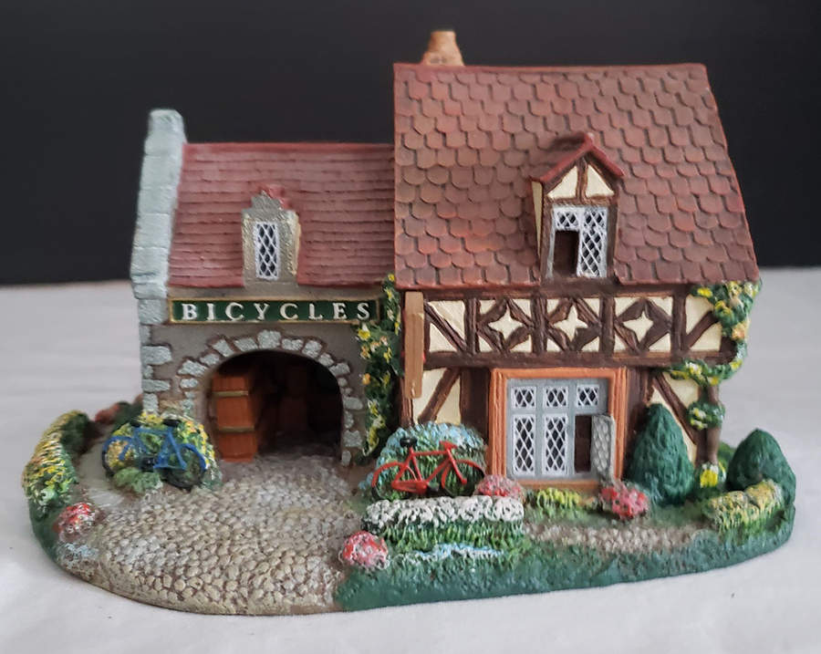Stonefield Valley The Bicycle Shop - Boxed by Hawthorne Village-1