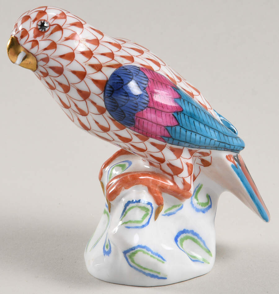 Birds Parrot-Sitting/Rust-Multicolor Wings - No Box by Herend-1