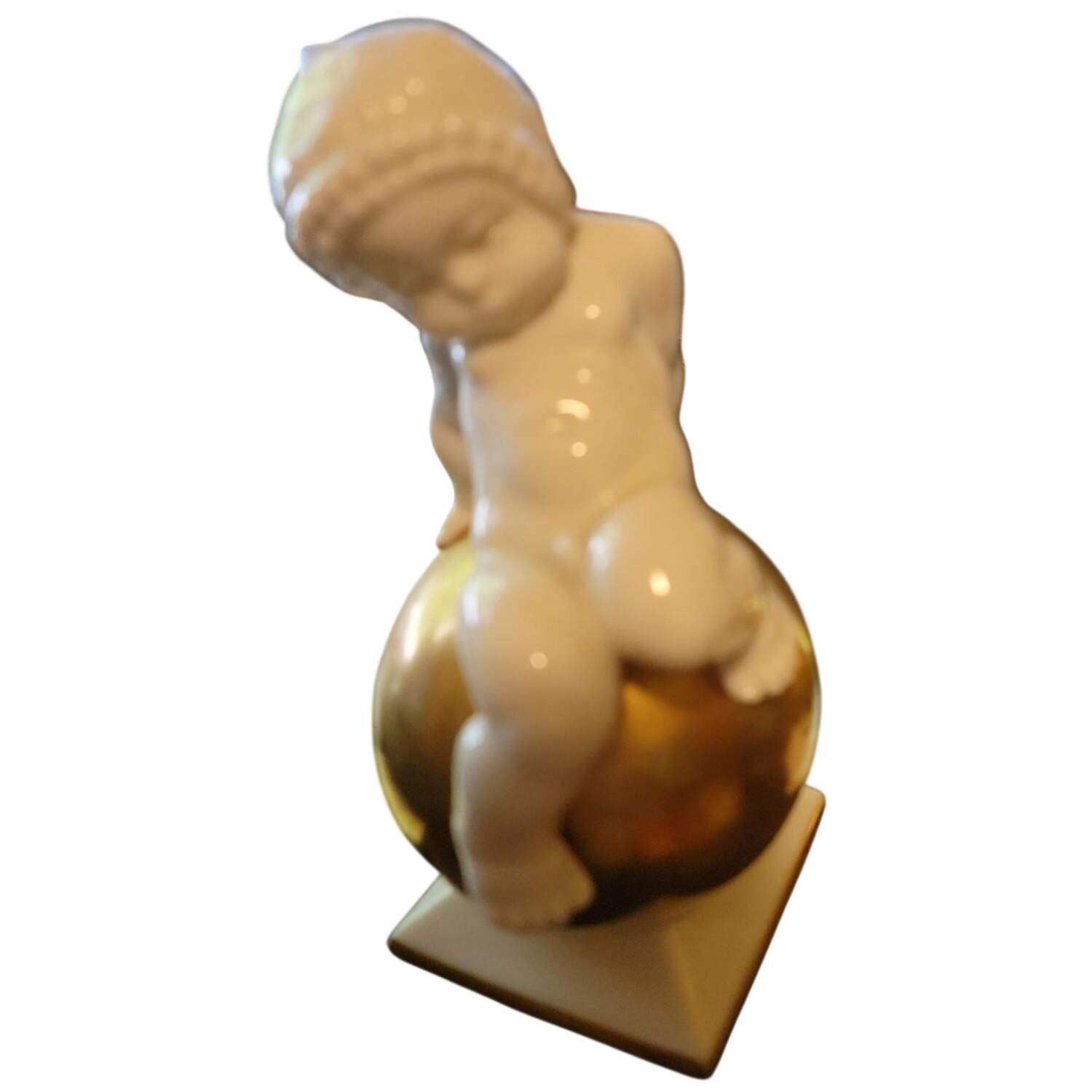 Cherubs-Angels Cherub On Gold Ball - No Box by Hutschenreuther-1