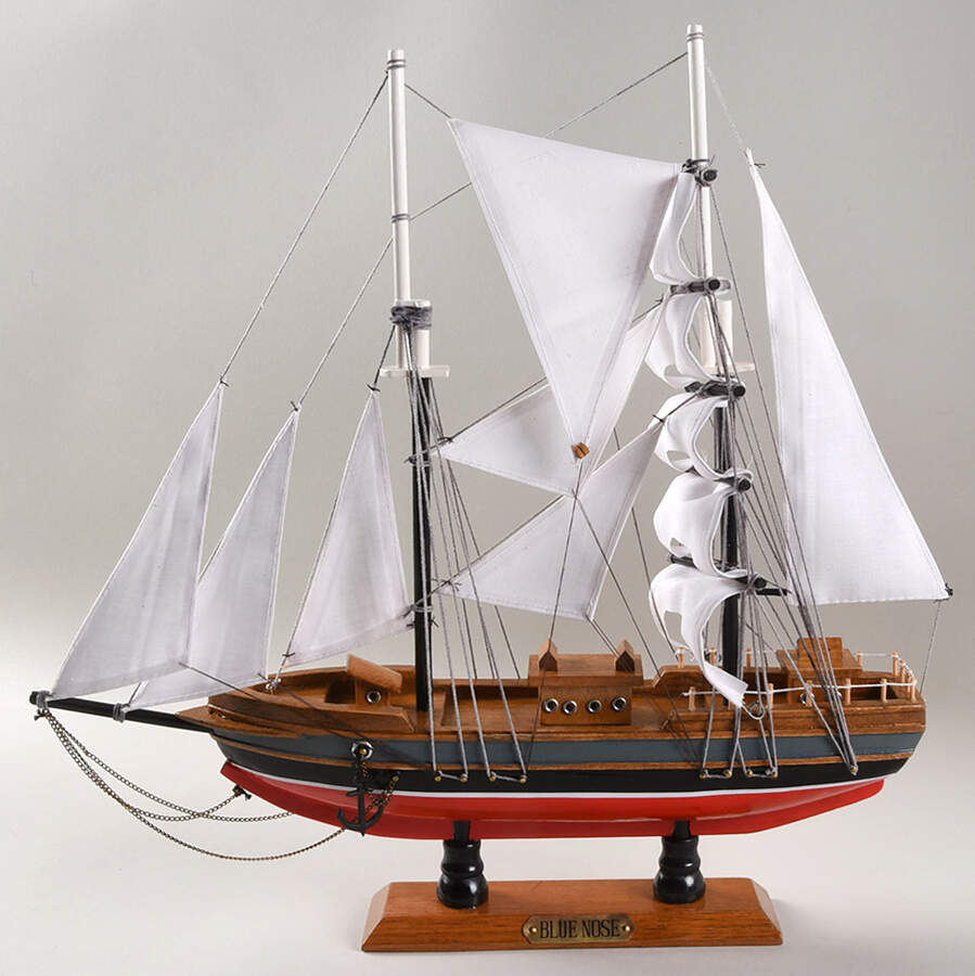 Tall Ships of the World The Blue Nose - Boxed by Heritage Mint-1