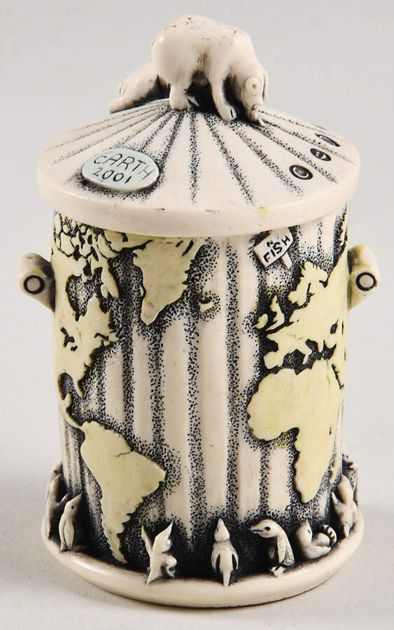 Large Treasure Jests Planet Dustbin - Boxed by Harmony Kingdom-1