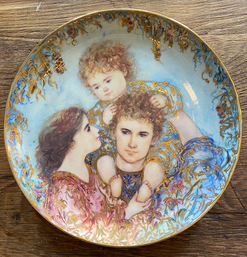 Our Wondrous World The Wonder Of Family - Boxed by Hibel-1