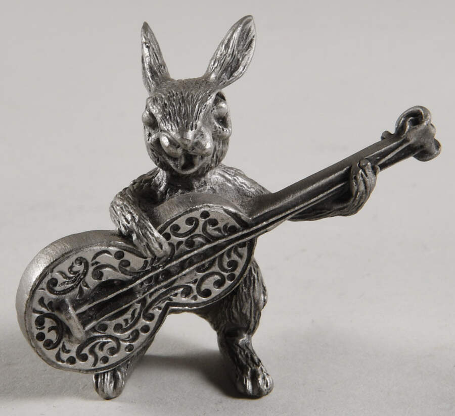 Strike Up the Band Wilhelm Von Hare - No Box by Hudson Pewter-1