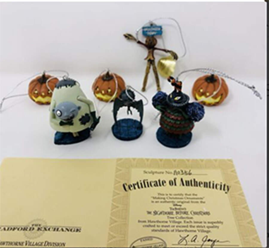 The Nightmare Before Christmas Tree Collection Making Christmas Ornaments - Set Of 6 - No Box by Hawthorne Village-1