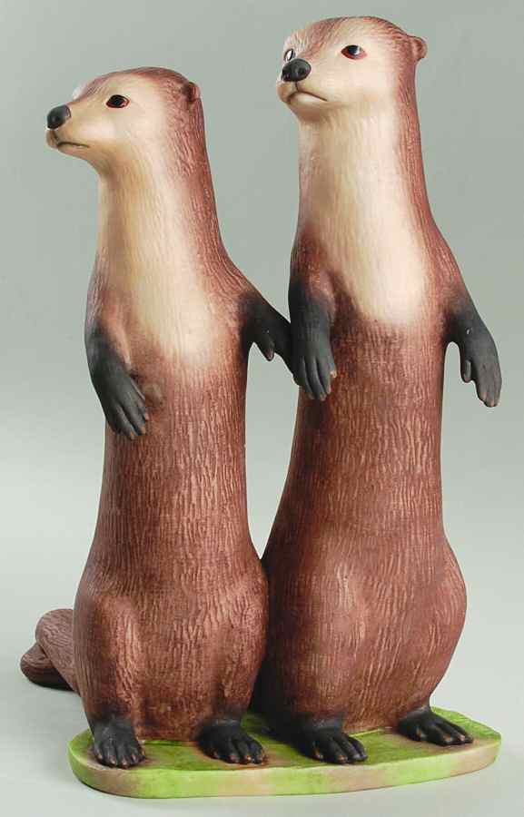 Ispanky Figurines Mr & Mrs Otter - No Box by Ispanky-1